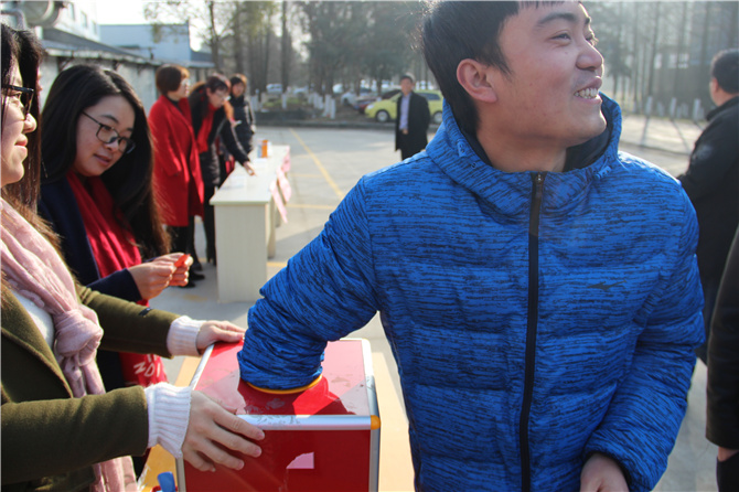 十全十美，開門紅